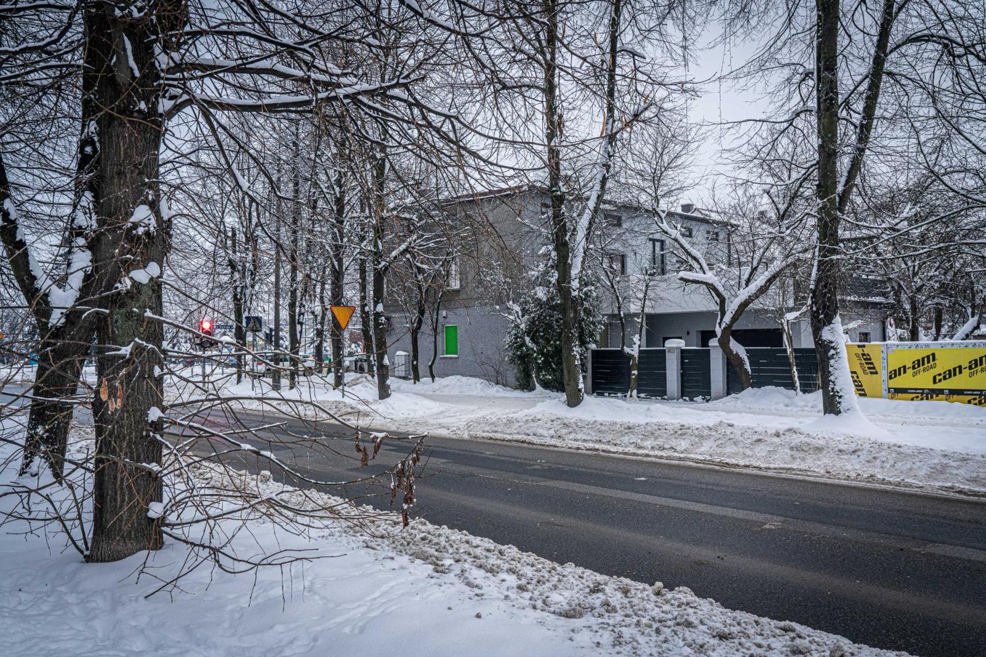 Spora Chata Nowy Targ Esterno foto